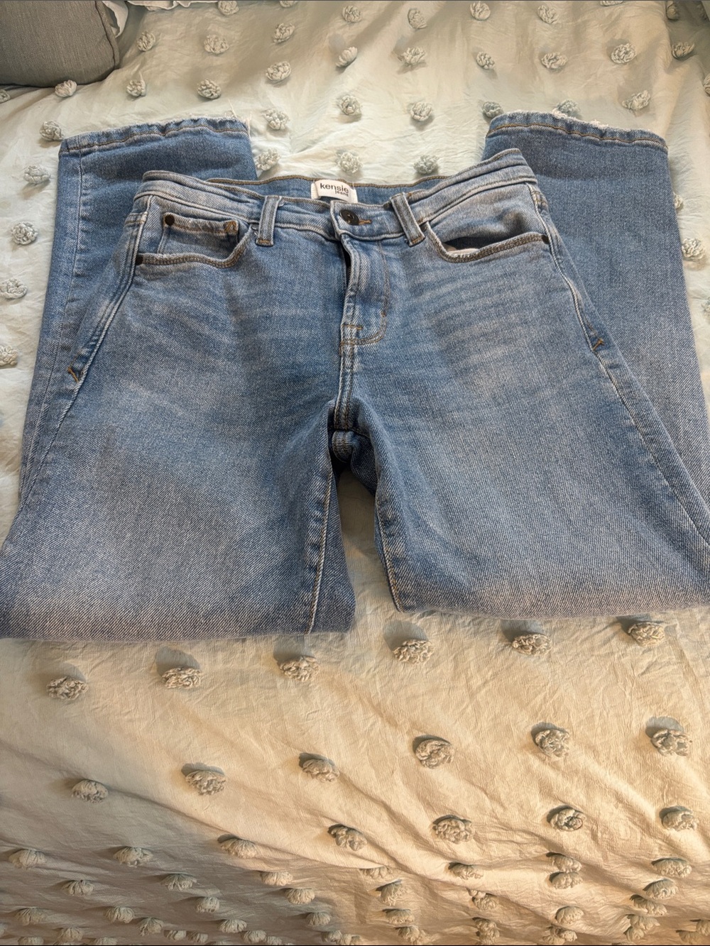 Kensie Light Wash Straight-Leg Jeans
